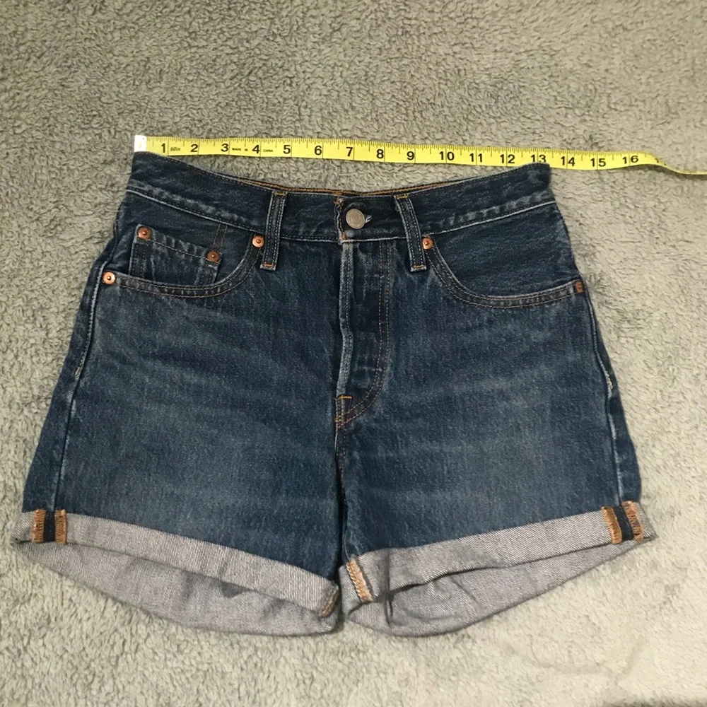 NWOT Levi’s 501 Long Denim Shorts